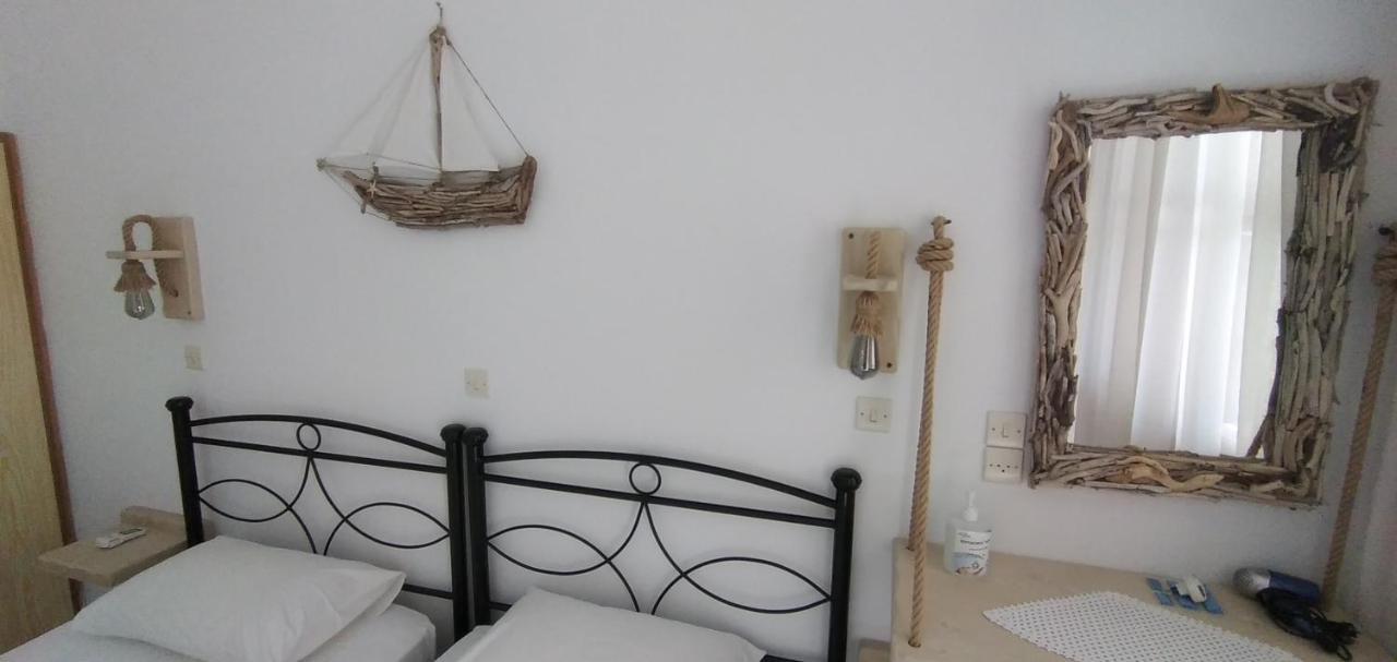 Athina Studio Apartments Kerveli Exterior foto