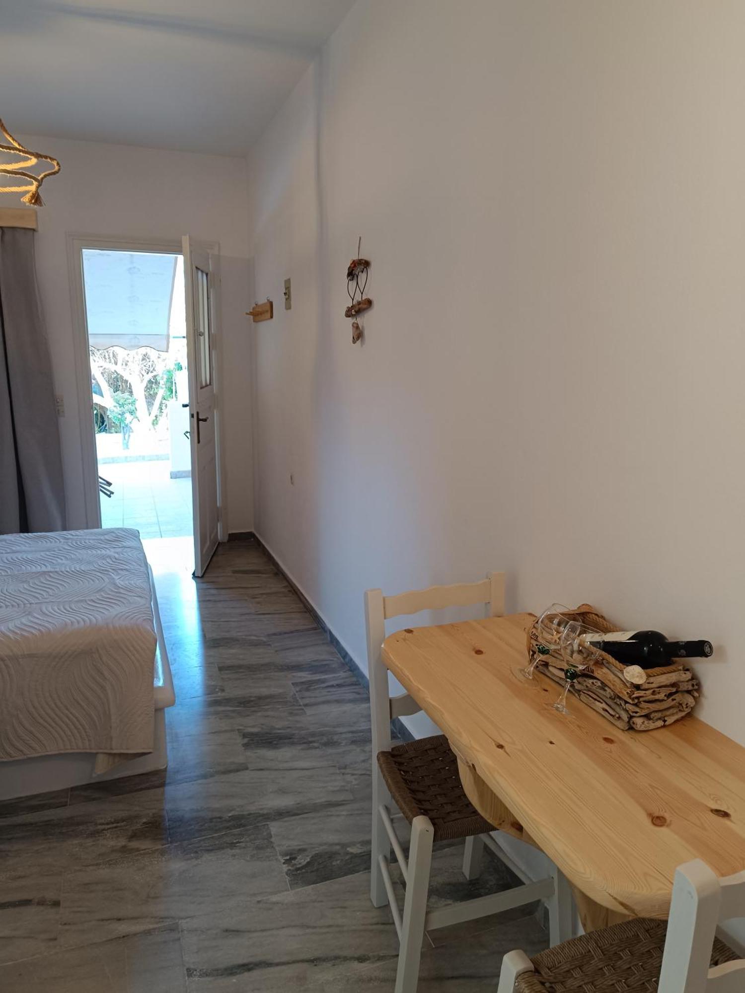 Athina Studio Apartments Kerveli Exterior foto