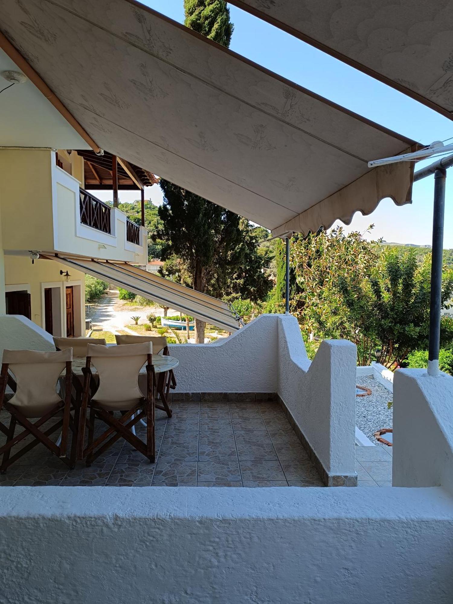 Athina Studio Apartments Kerveli Quarto foto